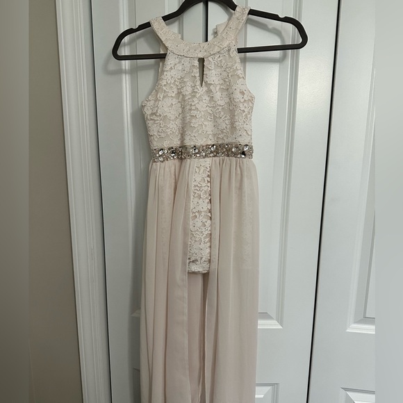 Girls Cream Formal Dress (7) - Picture 1 of 4